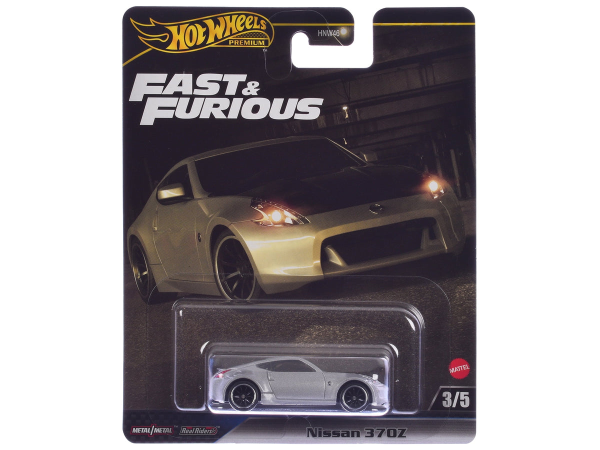Hot Wheels Fast & Furious Diecast Model Cars Collector Set J Case, 5 Pack, McLaren Senna Red, Nissan 370Z, Chevrolet Chevelle SS, Land Rover Defender 110, Dodge Viper SRT10