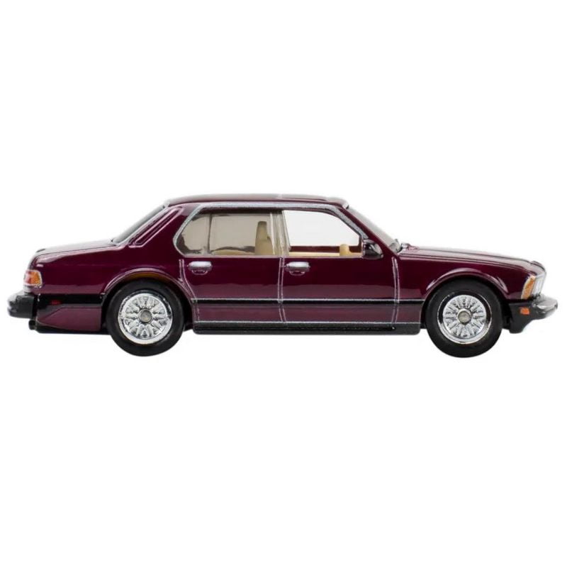 Hot Wheels 1983 BMW 733i Stranger Things Pop Culture Premium - view 3
