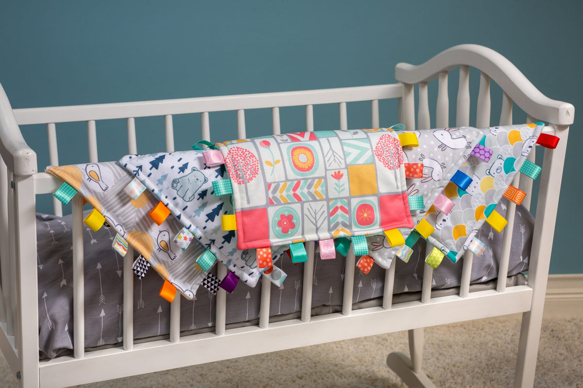 Mary Meyer Taggies Original Blanket, 12 X 12", Comfy Bunnies