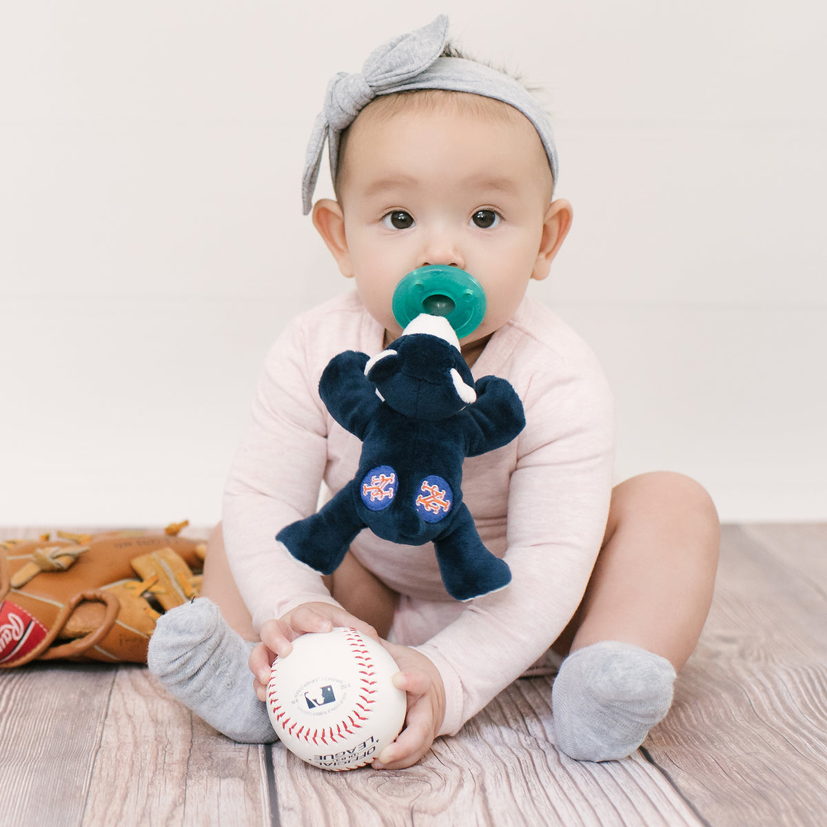 WubbaNub Infant Pacifier - MLB New York Mets Bear