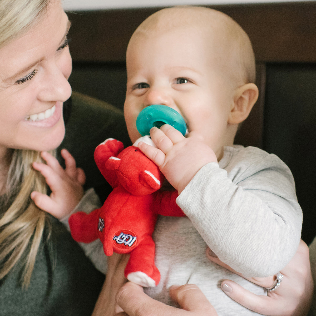 WubbaNub Infant Pacifier - MLB St Louis Cardinals  Bear