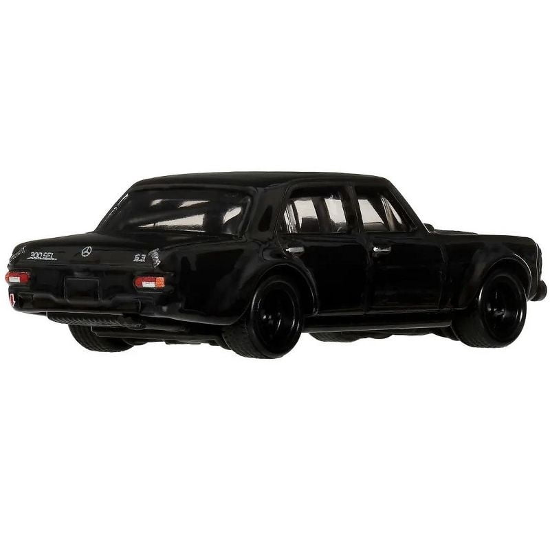 Hot Wheels Mercedes-Benz 300 SEL 6.8 AMG Thrill Climbers Car Culture Premium