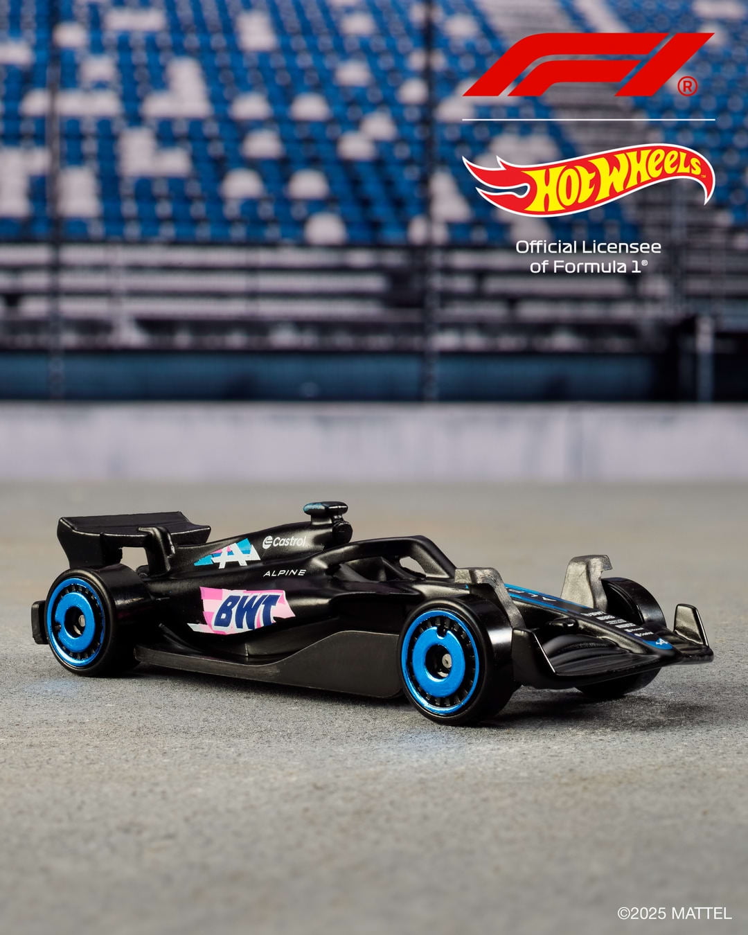 Hot Wheels 5-Pack Race Team, Set of 5 Formula 1-Themed 1:64 Scale Die-Cast Toy Cars - view 6