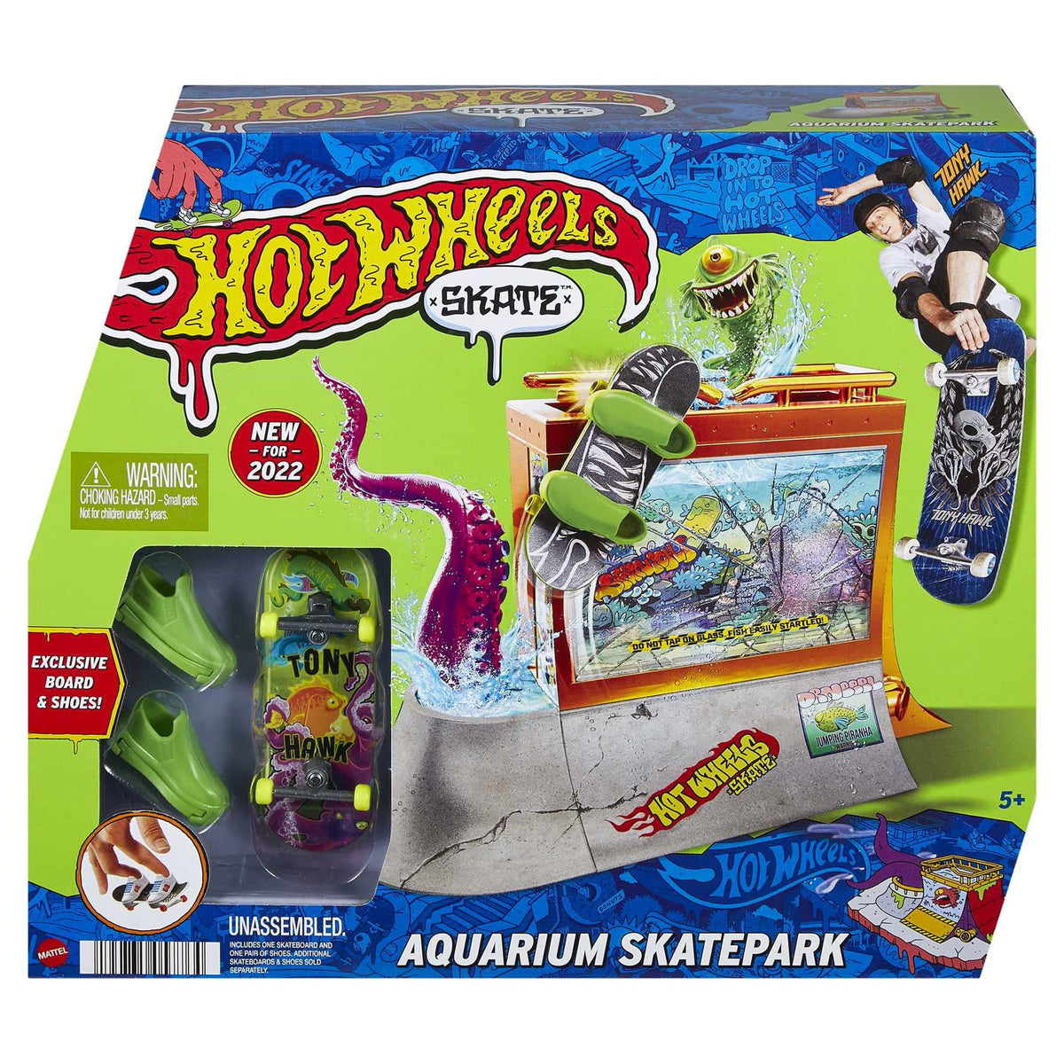Hot Wheels Skate Tony Hawk Aquarium Playset with 1 Fingerboard & 1 Pair of Skate Shoes