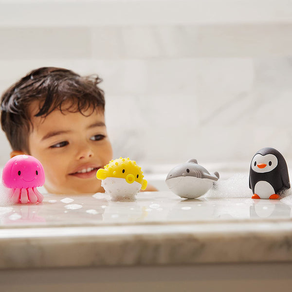 Munchkin Ocean Squirters Baby Bath Toy, 8 pack