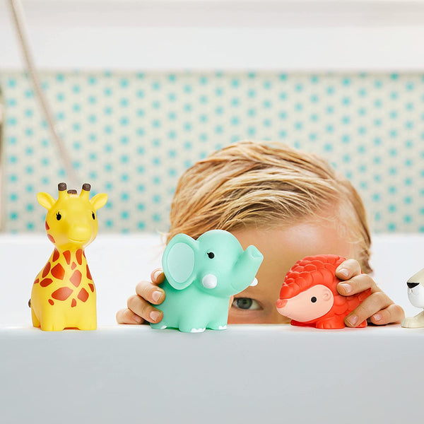 Munchkin Wild Animal Baby Bath Toy Squirts, 8 Pack