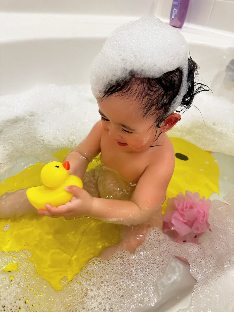Munchkin White Hot Inflatable Safety Duck Tub and Bath Ducky Toy